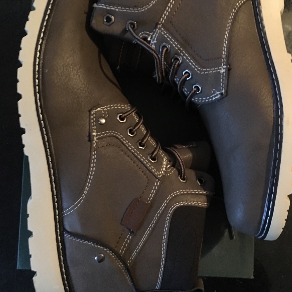 Highland Creek Men’s Boots